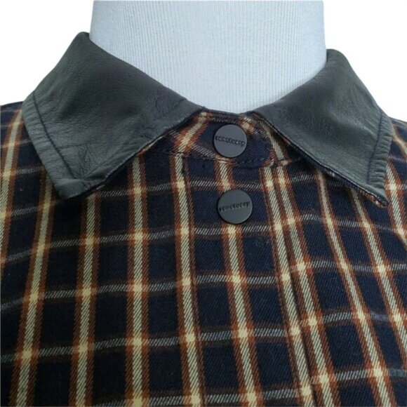 Sanctuary Womens Plaid Shirt Fits Medium Snap Buttons Faux Leather Trim Collar - Picture 2 of 6